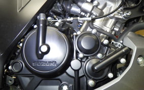 SUZUKI GSX-S125 2004 DL32D