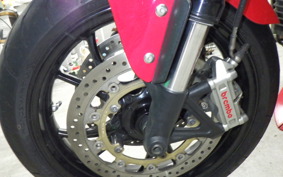 TRIUMPH SPEED TRIPLE 2011