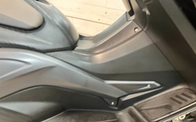YAMAHA T-MAX 530 ABS IRON MAX 2013 SJ09
