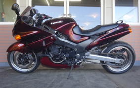 KAWASAKI ZZ1100 NINJA 1999 ZXT10D