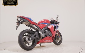 HONDA CBR600RR 2025 PC40