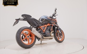 KTM 1290 SUPER DUKE R 2025