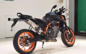 KTM 890 DUKE R 2023