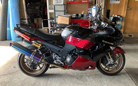 KAWASAKI ZZ1400 NINJA R 2010 ZXT40C