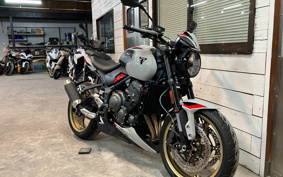 TRIUMPH TRIDENT 800 2026 L24P40