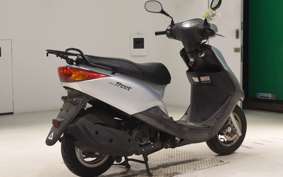 YAMAHA AXIS 125 TREET