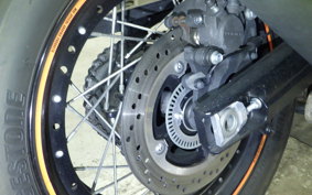 SUZUKI Vｽﾄﾛｰﾑ1050XT 2020 EF11M