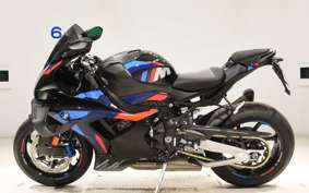BMW M1000RR 2025