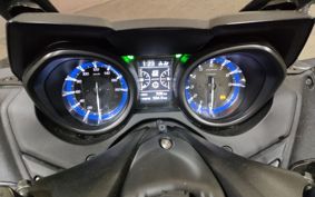 YAMAHA T-MAX 560 2021 SJ19J