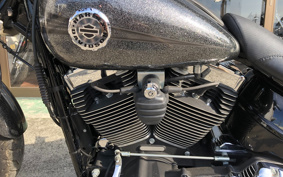 HARLEY FXSB BREAKOUT 2013 BF5