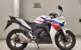 HONDA CBR125R JC50