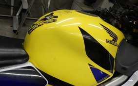HONDA CBR600F 2003