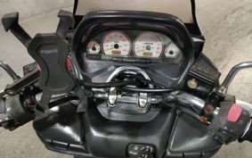 SUZUKI SKYWAVE 250S CJ43A