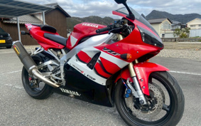 YAMAHA YZF-R1 2000 RN04