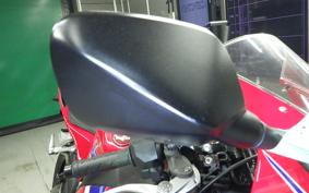 HONDA CBR600RR 2025 PC40
