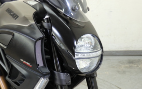 DUCATI DIAVEL STRADA 2013 ZDMG102JBDB