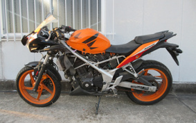 HONDA CBR250R MC42