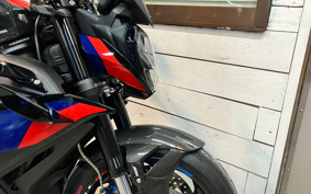 BMW M1000R 2023 0E81