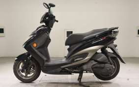 YAMAHA CYGNUS 125 XSR 2 SE44J