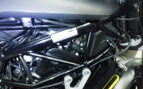 HUSQVARNA SVARTPILEN 250 1985