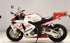 HONDA CBR600RR 2004 PC37