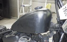 HARLEY XLH883 HUGGER 2013