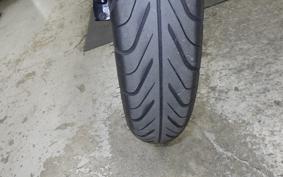 SUZUKI GSR250