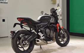 TRIUMPH TRIDENT 660 2023