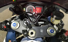 SUZUKI GSX-R750 2013 CW111