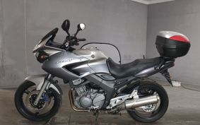 YAMAHA TDM900 2004 RN11