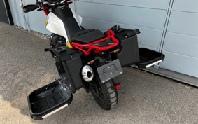MOTO GUZZI V85 TT 2019 ZGUKW
