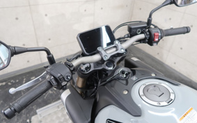 HONDA CB650R E-Clutch 2024 RH17
