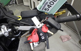 HONDA X-ADV 750 2025 RH21