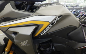 HONDA CB200X