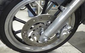 HARLEY XL883LI 2013