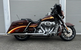 HARLEY FLHXSE CVO 2010 PZ8
