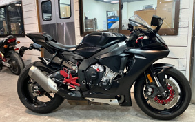 YAMAHA YZF-R1 S 2021 RN42