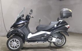 PIAGGIO MP3-250FL ZAPM6320