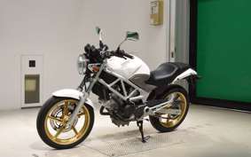 HONDA VTR 250 Gen. 2 MC33