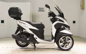YAMAHA TRICITY 125 SE82J