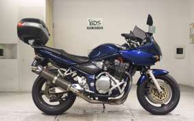 SUZUKI BANDIT 1200 2001 GV77A