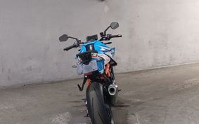 KTM 1290 SUPER  DUKE R V3940