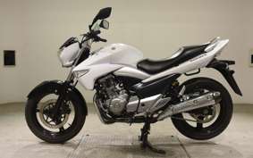 SUZUKI GSR250 2020