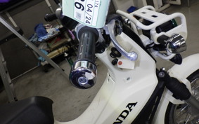 HONDA ｸﾛｽｶﾌﾞ50 2003 AA06