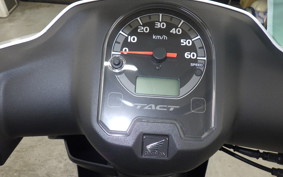 HONDA TACT Basket 2013 AF79