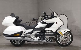 HONDA GL1800 TOUR DCT SC79