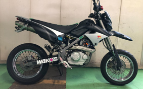 KAWASAKI KLX125D TRACKER LX125D