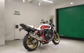 HONDA CB400SF VTEC 2018 NC42