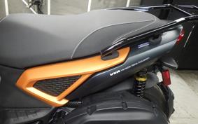 YAMAHA X FORCE 2000 SG79J