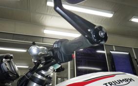 TRIUMPH STREET TRIPLE S 2020